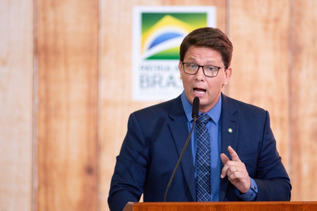 Ele e seus assessores iriam para a Rússia, Hungria e Polônia com o presidente Jair Bolsonaro | Foto: Reprodução 