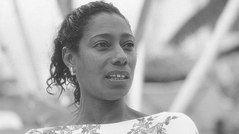 16019229325f7b67745e4ec 1601922932 3x2 md edited