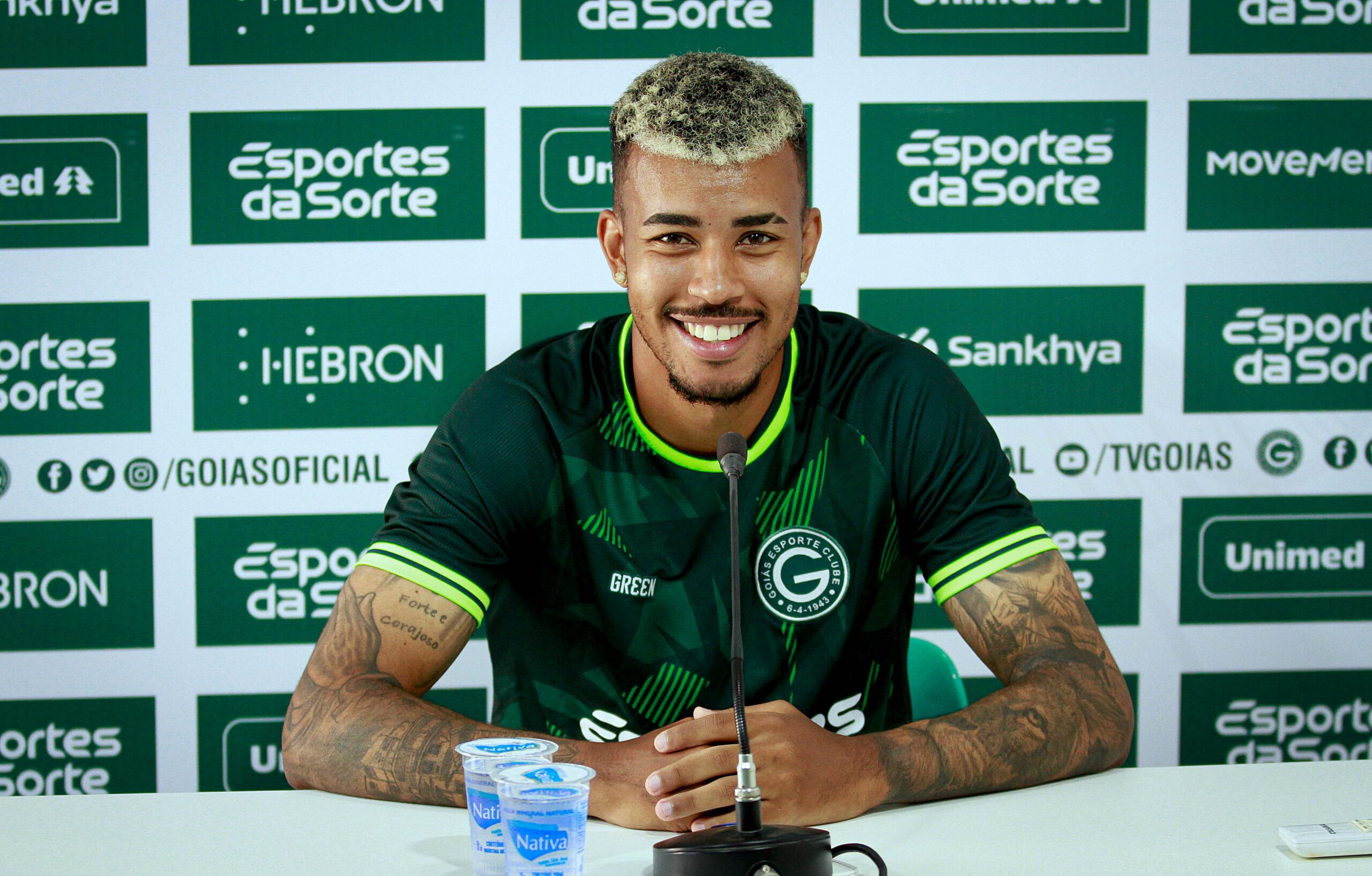 O atacante marcou um dos gols do Esmeraldino contra o Morrinhos, na quarta-feira (15) | Foto: Rosiron Rodrigues/Goiás EC