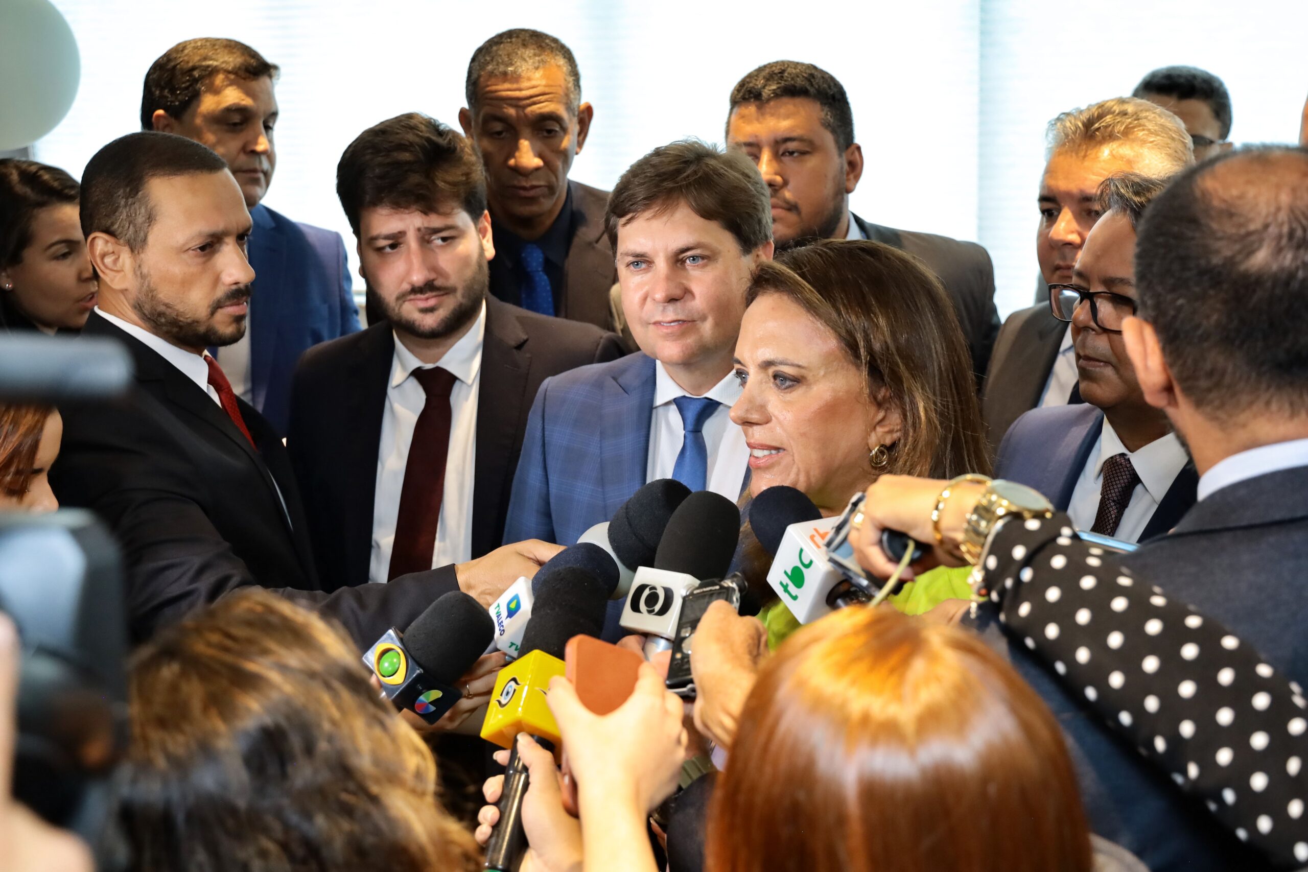 Governo envia pacote de projetos sociais à Alego