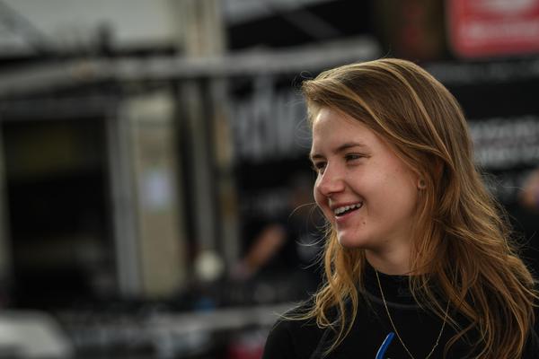 Assim como nas demais áreas, as mulheres têm comemorado muitas conquistas no esporte à motor (Foto: Divulgação/Bruna Tomaselli)