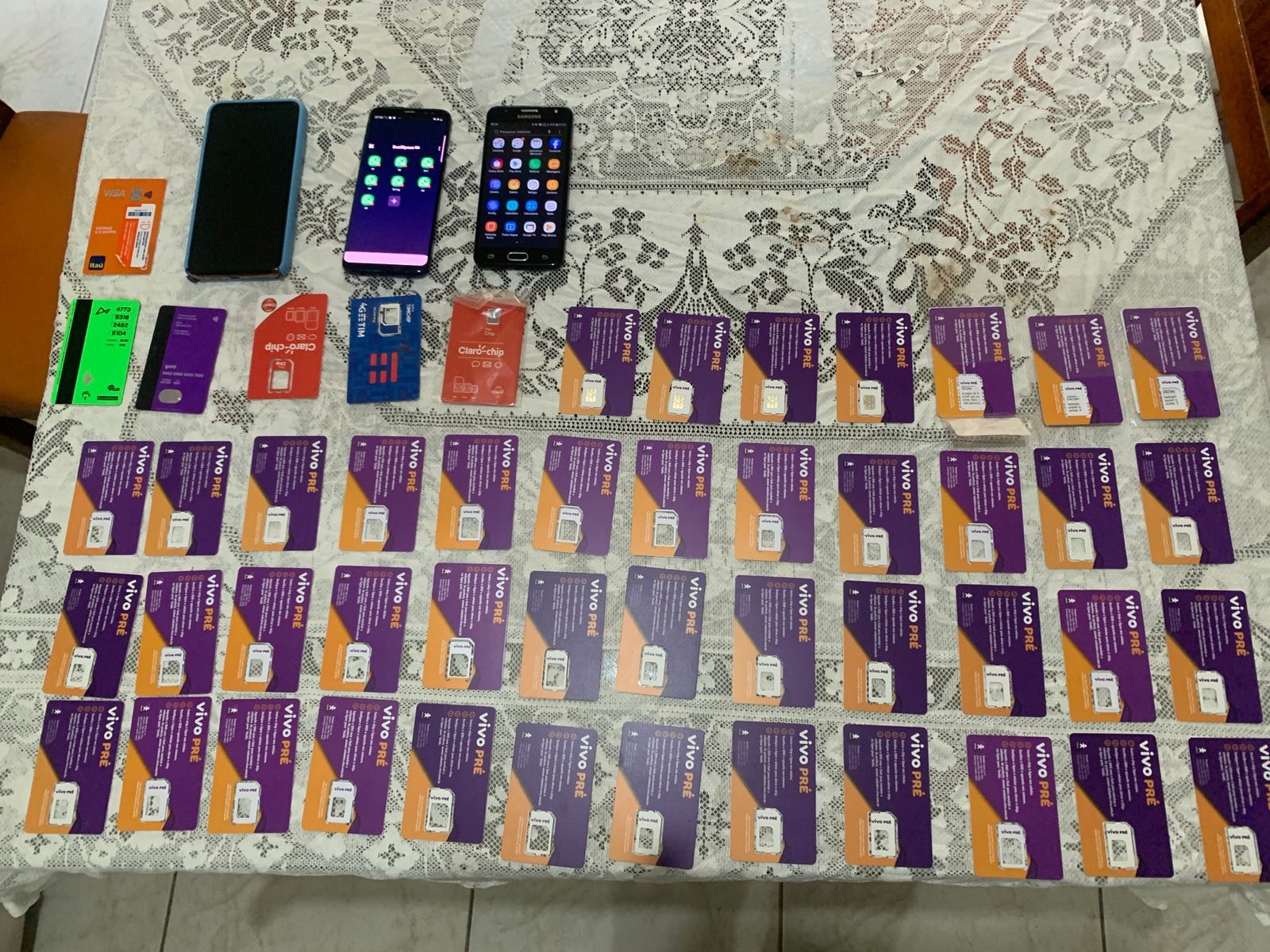 A investigação descobriu que o grupo atuava há pelo menos cinco meses e já vitimou um número ainda indeterminado de pessoas em todo o país | Foto: PCGO