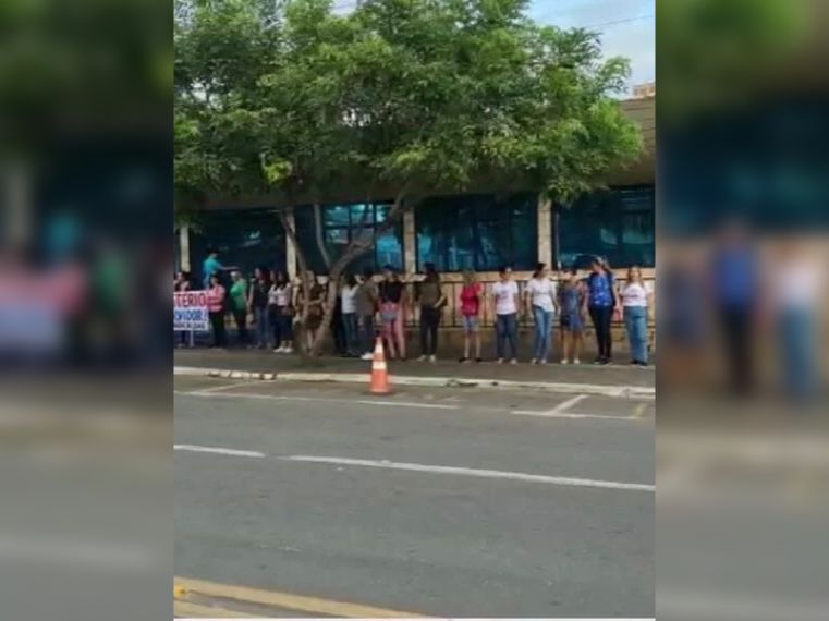 Enfermeiros também reclamam dos pagamentos atrasados