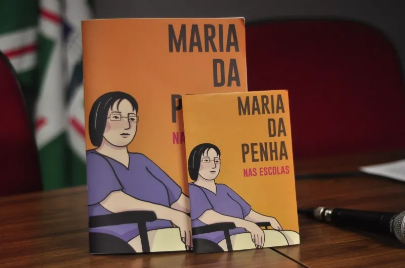 Adaptado para crianças, livro 'Maria da Penha nas Escolas' é lançado em evento na Alego