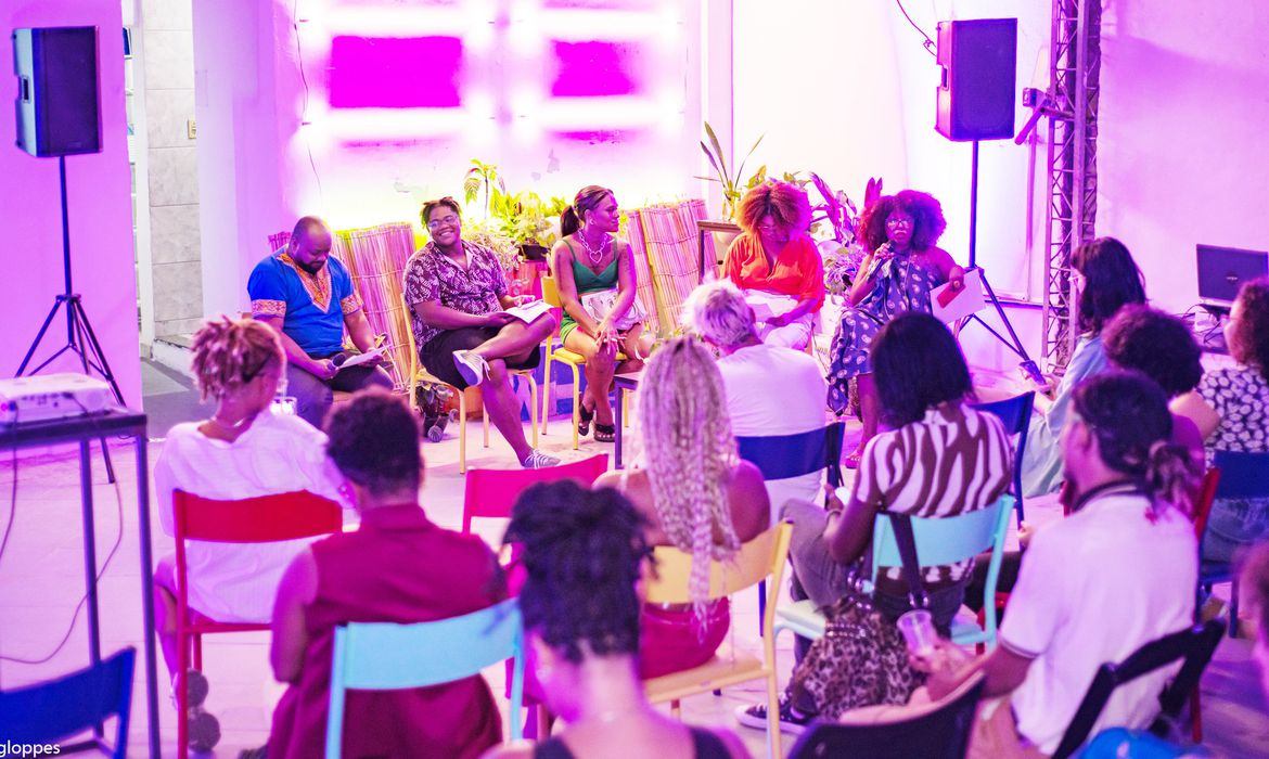 O resultado aponta uma frequência elevada de agressão por discurso de ódio, especialmente na internet | Foto: Date Labe