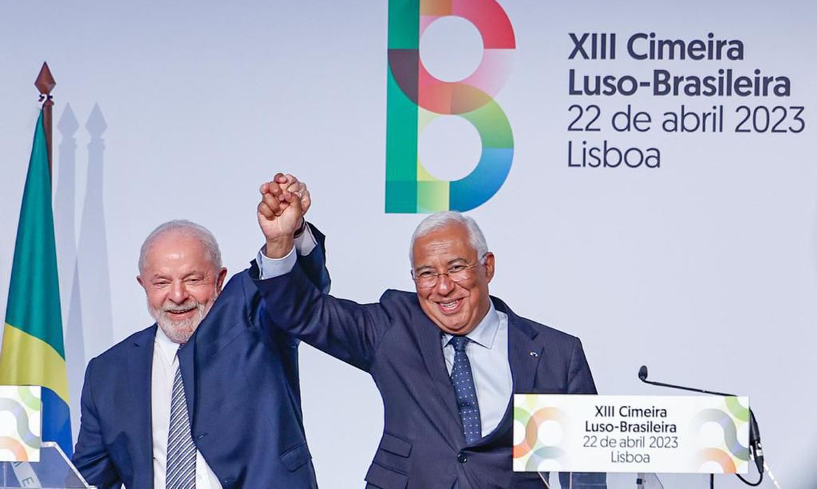 Ao todo, 13 acordos foram assinados entre Brasil e Portugal. | Foto: Ricardo Stuckert