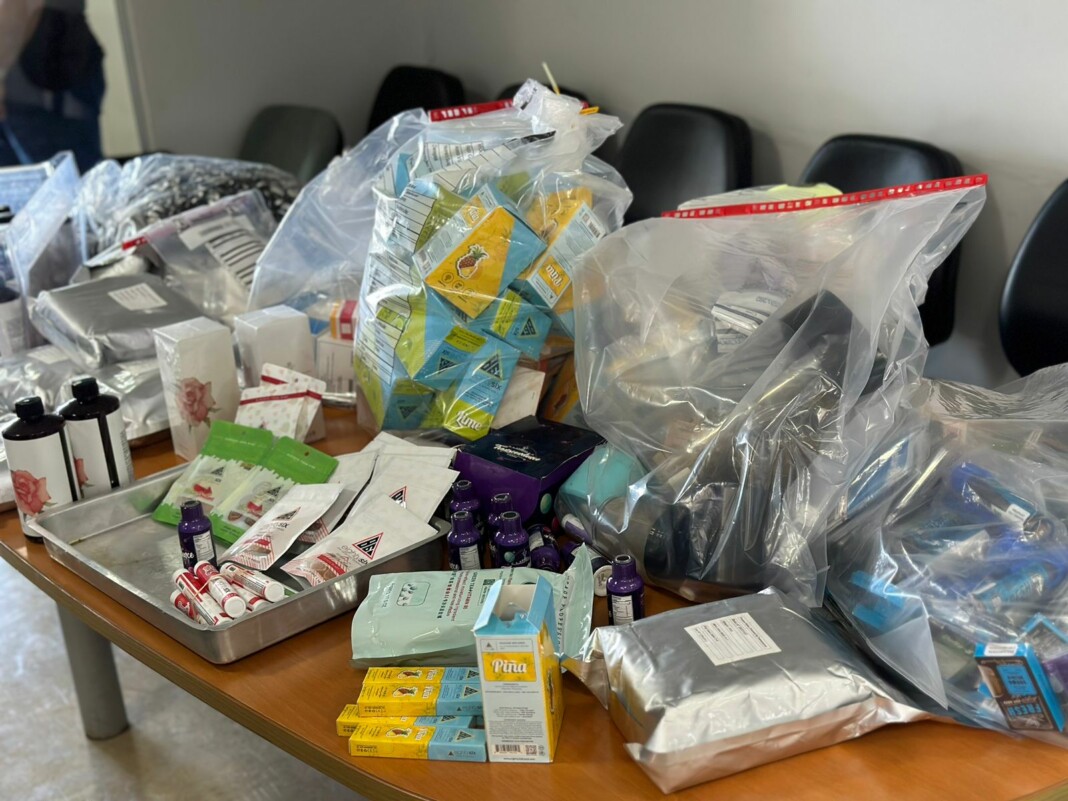 Organização também tinha empresa de transportes para facilitar na distribuição dos anabolizantes | Foto: Divulgação/PCGO