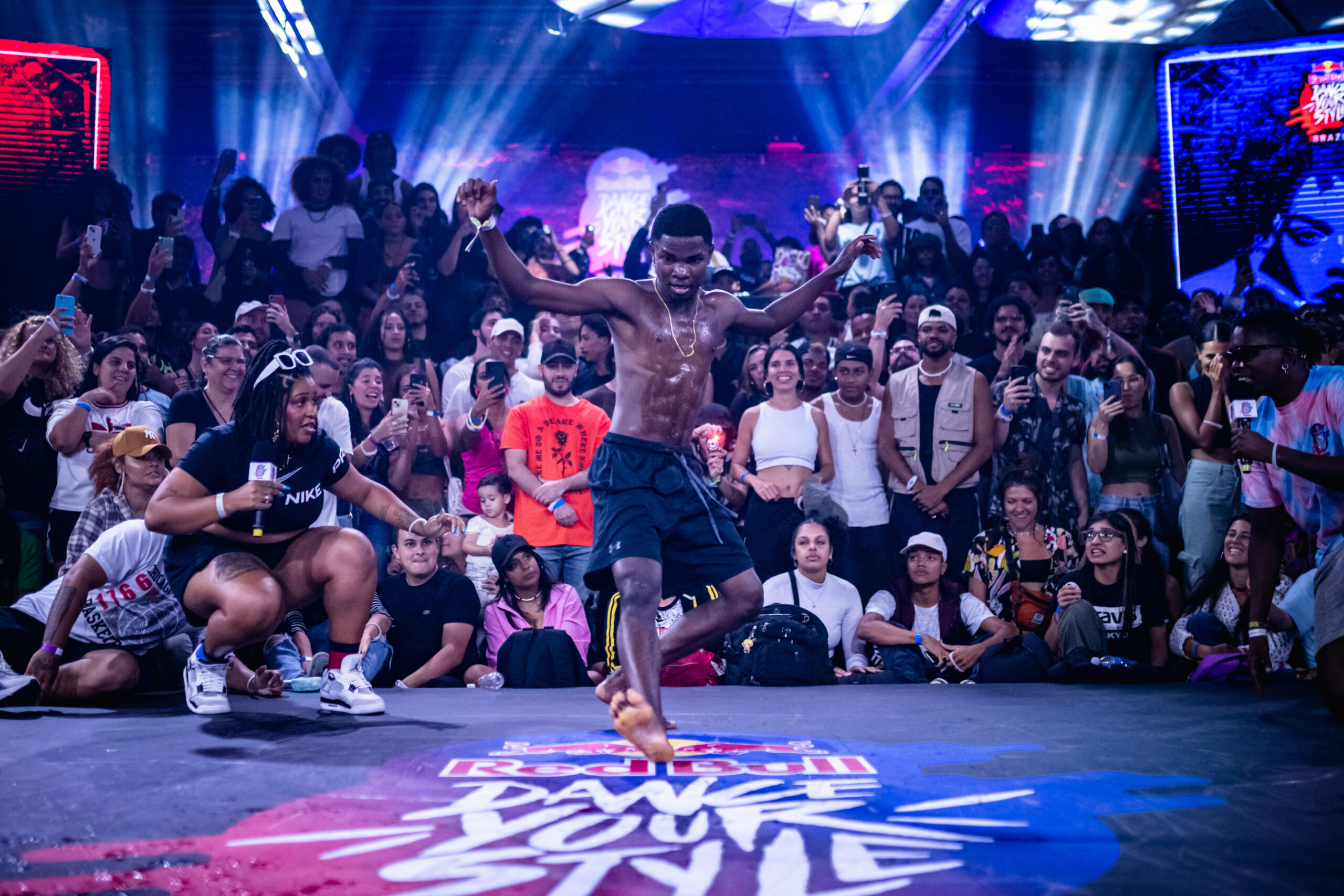 André DB performs during Red Bull Dance Your Style National Final in Rio de Janeiro, Brazil on April 29, 2023 // Marcelo Maragni / Red Bull Content Pool // SI202304300539 // Usage for editorial use only //