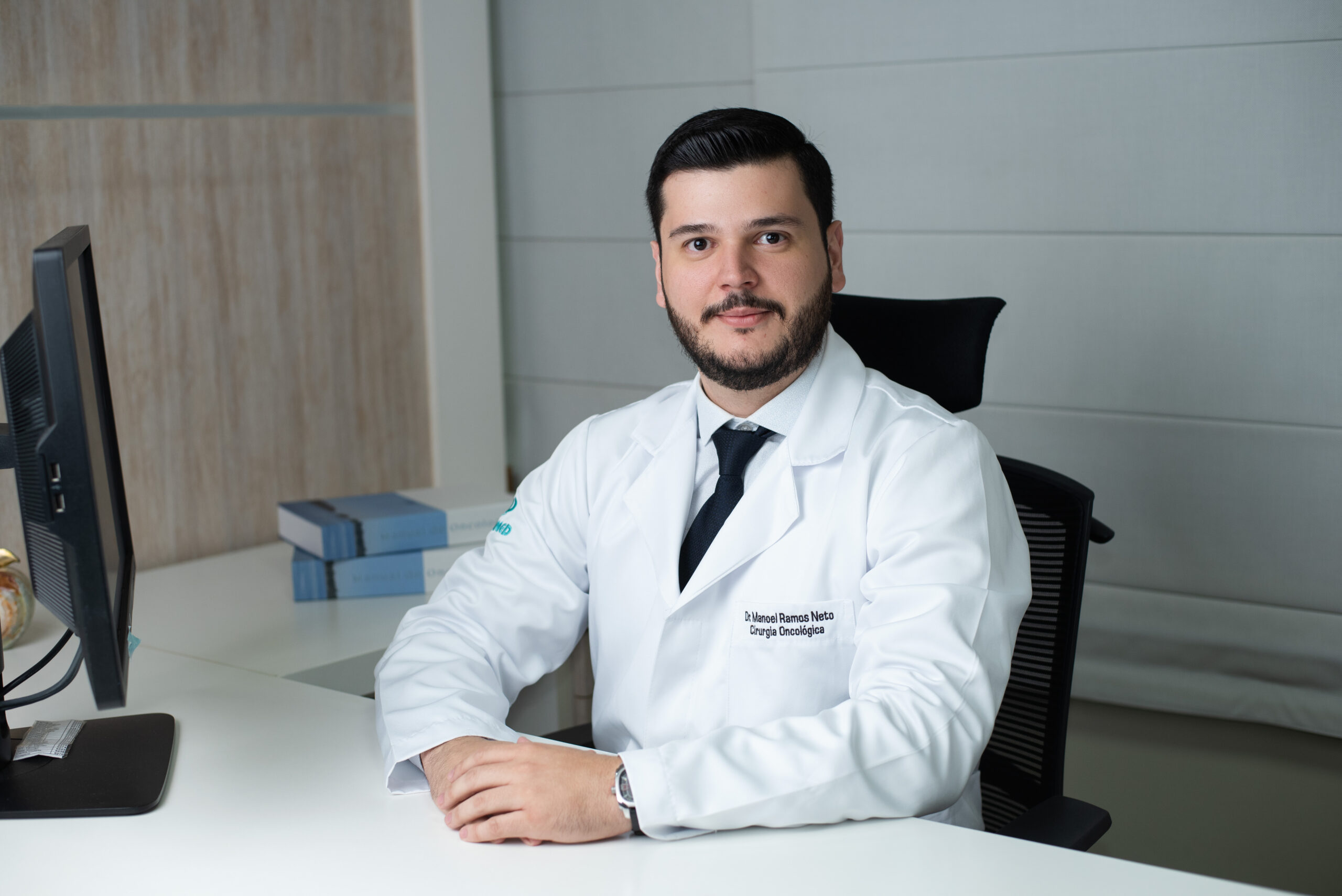 O médico Manoel Antônio explica que existem dois subtipos da doença: Carcinoma Epidermoide escamoso e o Adenocarcinoma | Foto: Divulgação