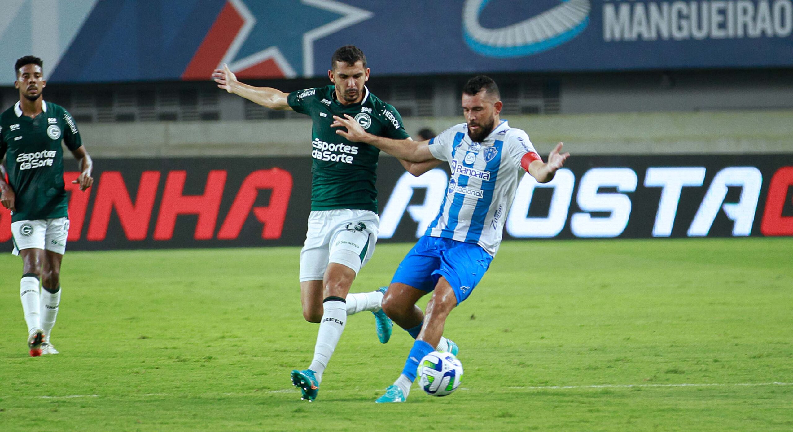 Paysandu chegou abrir o placar, mas teve o gol anulado com o auxílio do VAR (Foto: Rosiron Rodrigues / Goiás EC)