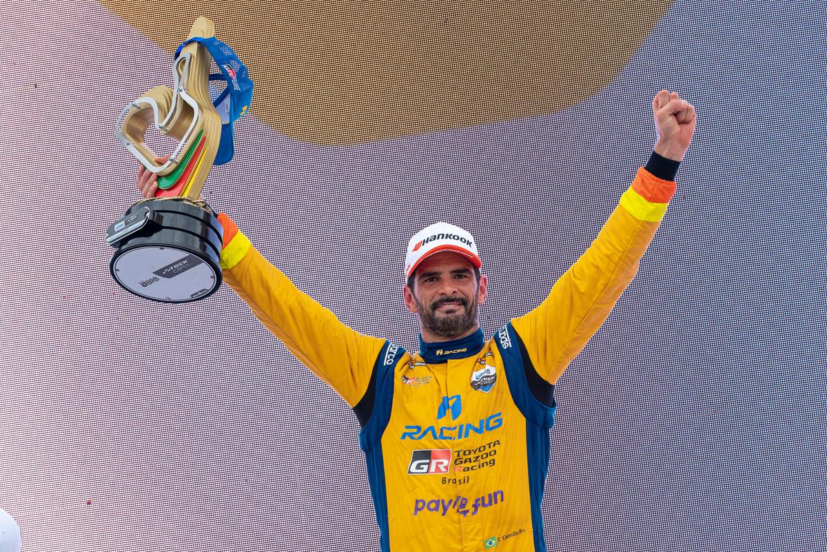 Thiago Camilo não dá chances aos adversários e assume a liderança do campeonato (Foto: Luís França/P1 Media Relations)