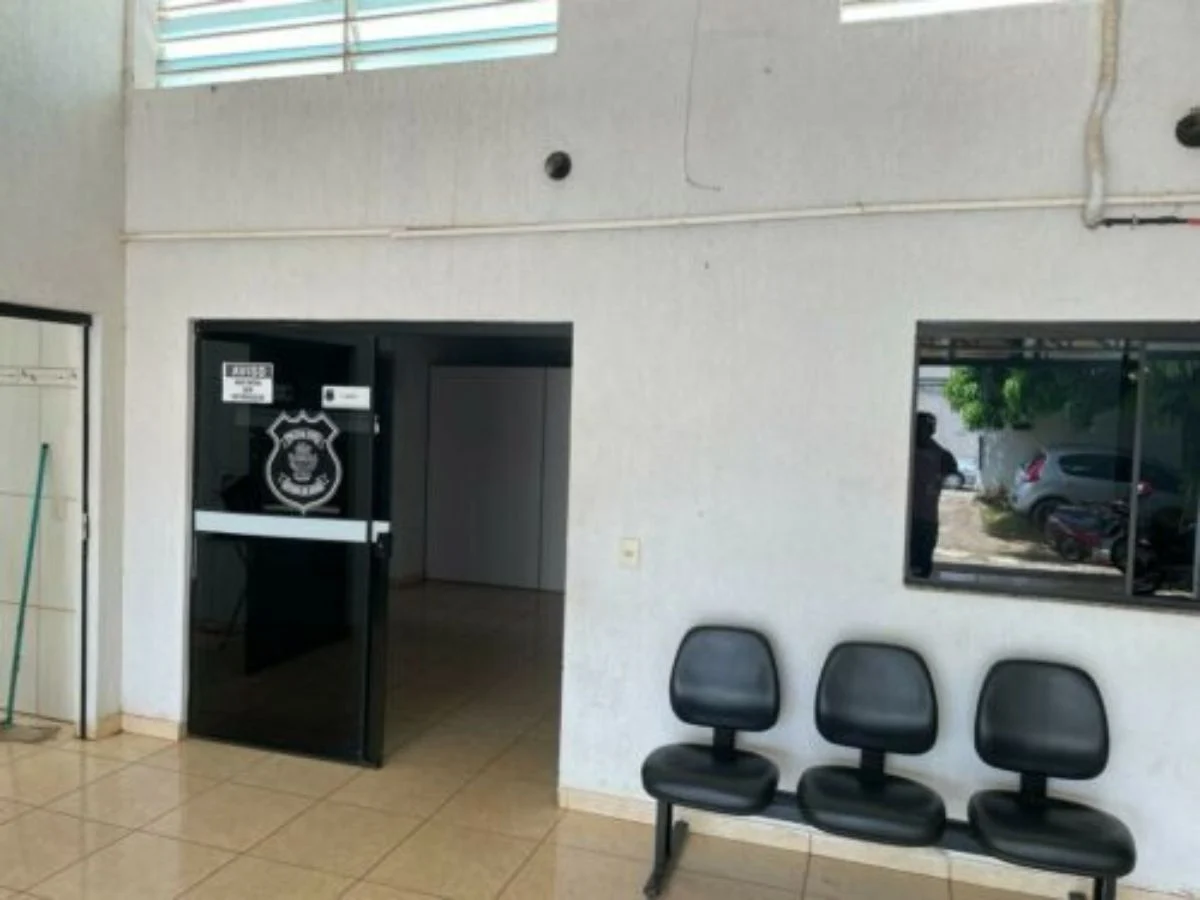 Segundo a investigação, as agressões contra o próprio filho lhe causaram diversas lesões pelo corpo | Foto: PCGO