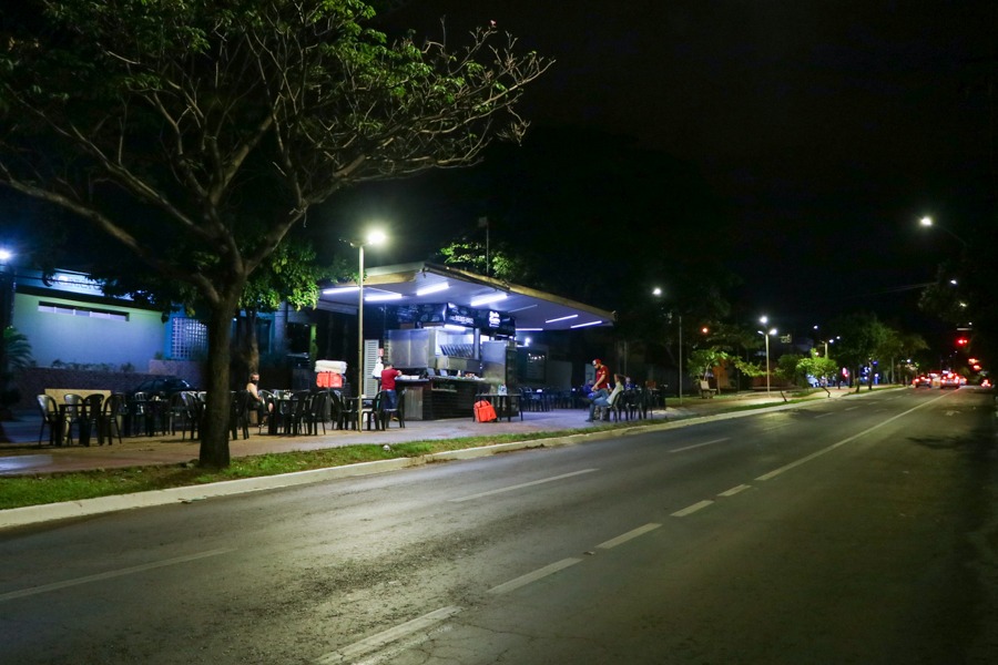 Eles têm recebido notificações da prefeitura mesmo já tendo dado entrada há meses em um novo pedido de licença. | Foto: Letícia Coqueiro