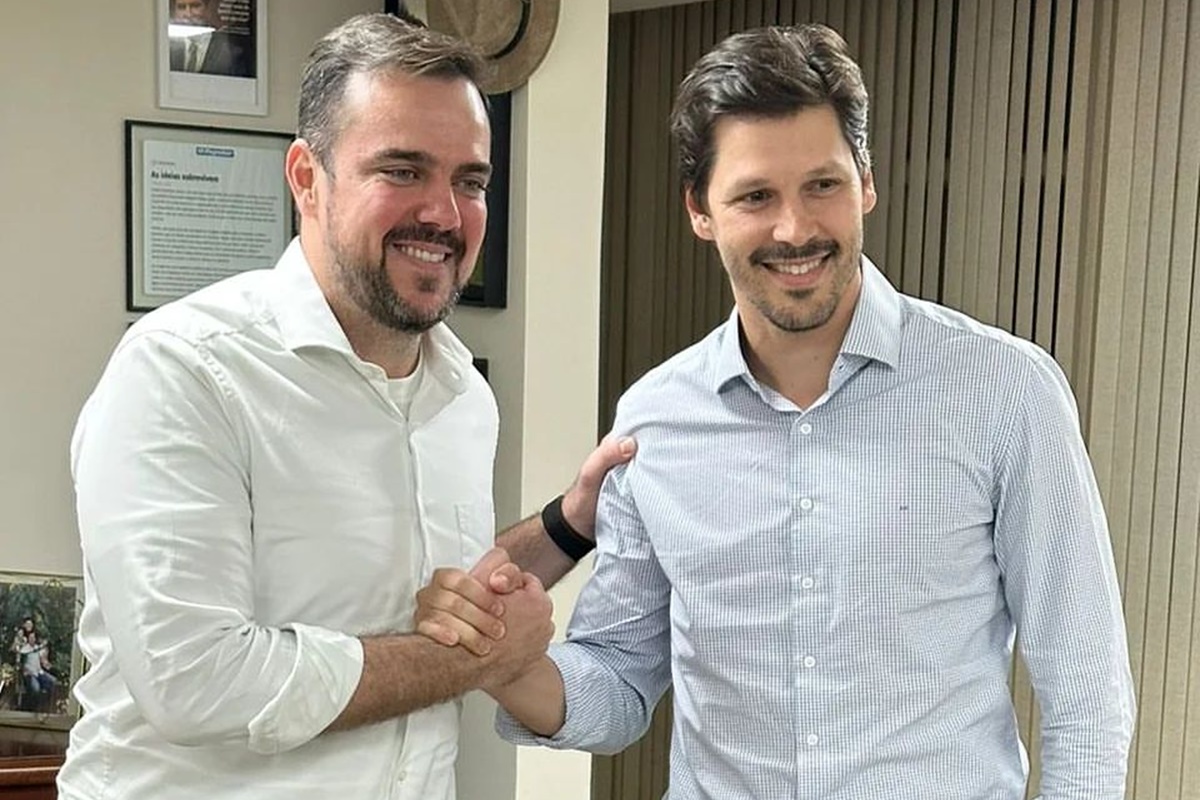Mendanha e Daniel se reúnem no gabinete da vice e consolidam reaproximação