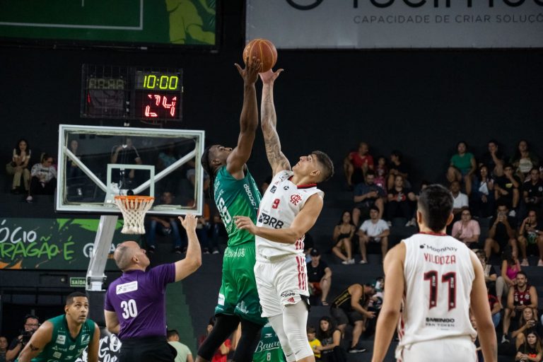 Quartas de final do NBB tem disputas acirradas e emocionantes (Foto: Fernando Vieira Sá/Bauru Basket)