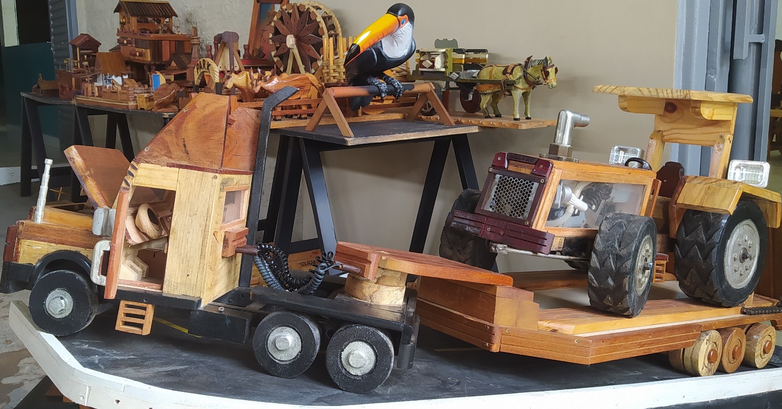 Atualmente, 52 detentos, entre homens e mulheres, fazem serviços nas oficinas, que compreendem serralheria, marcenaria, alfaiataria, serviços gerais e cozinha | Foto: