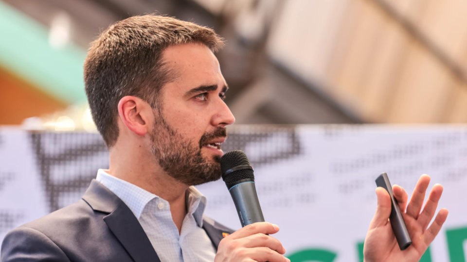 Um erro que pode ser a pá de cal da legenda a partir de 2024. | Foto: Reprodução/Facebook