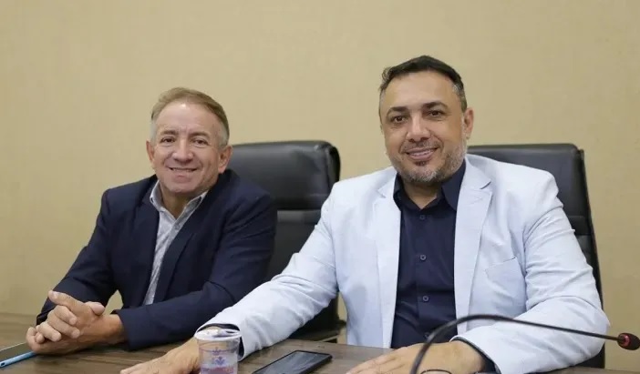 Com isso, Vilmar se torna, sob apoio de Gustavo e benção de Daniel, o candidato da legenda à reeleição | Foto: Reprodução