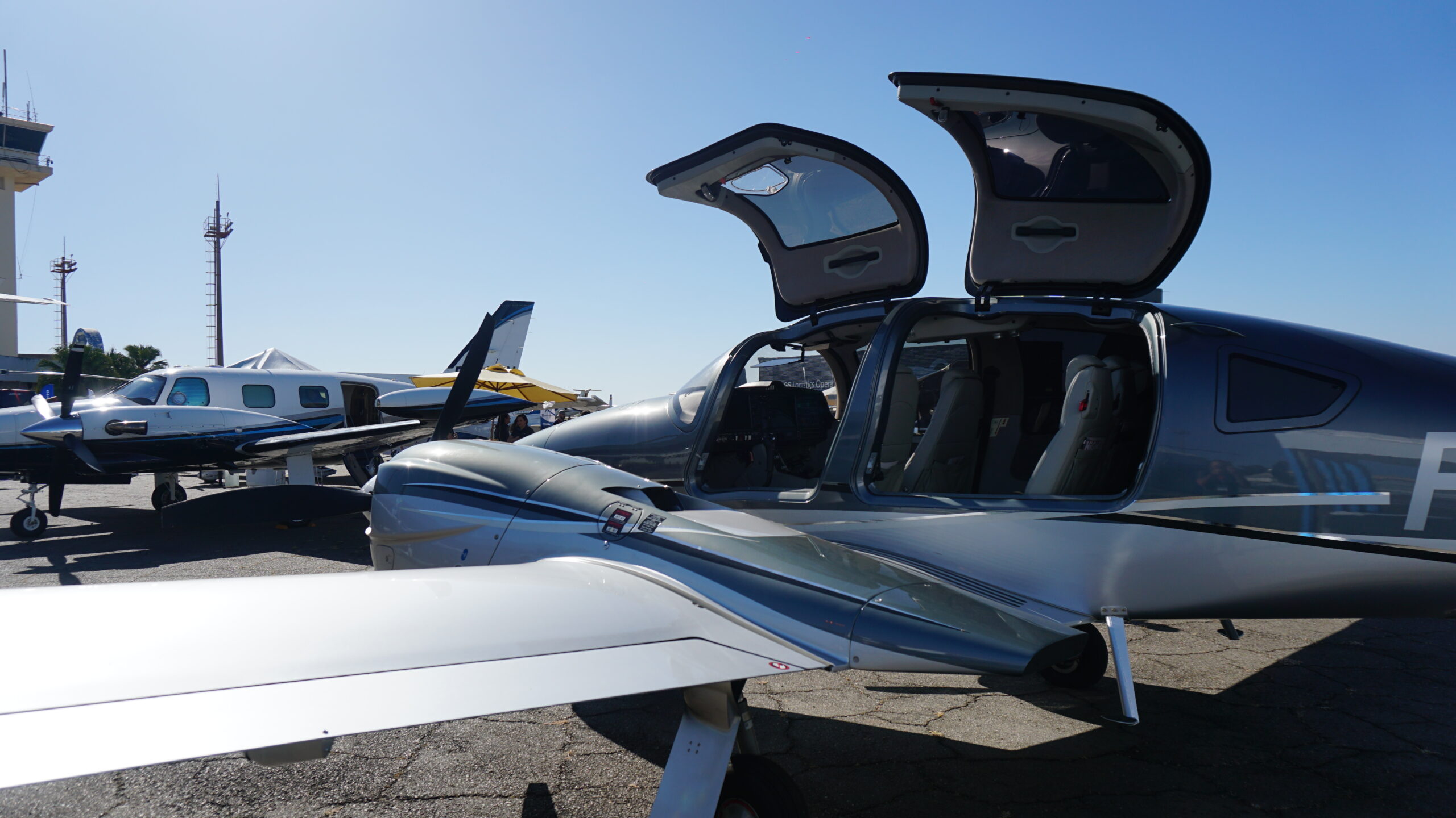 Aviation XP ajuda oferece uma vasta gama de artigos e serviços entre fabricantes e fornecedores do setor aéreo | Foto: Wagner Pereira