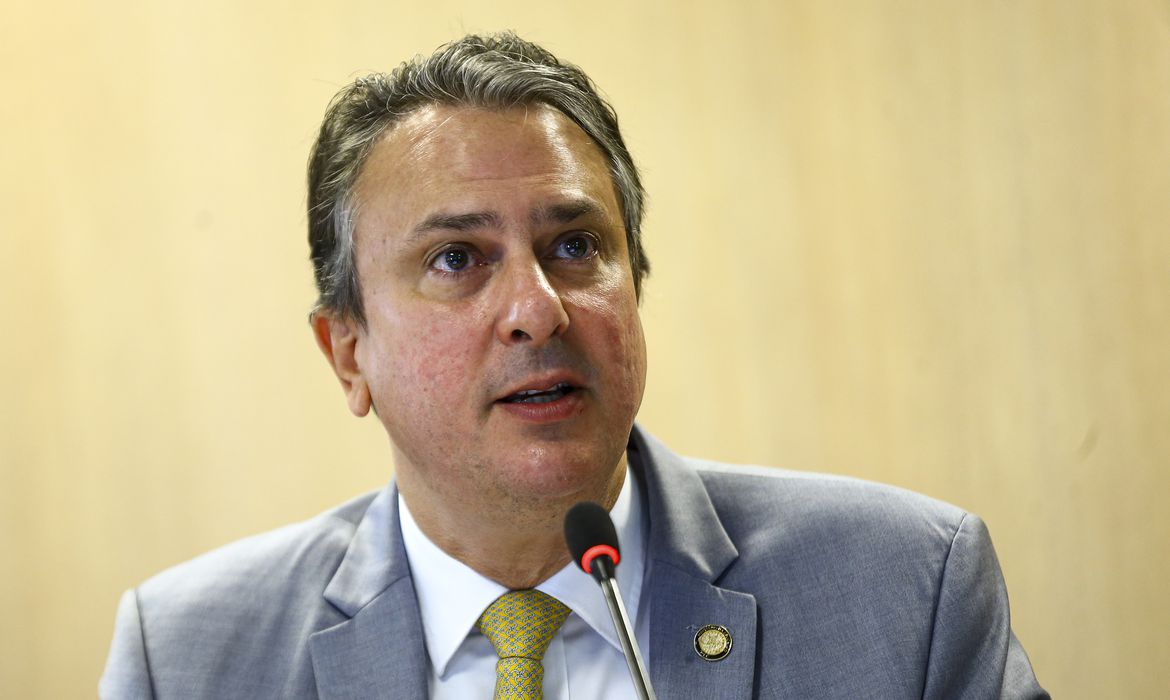 Brasília (DF), 22/03/2023 - O ministro da Educação, Camilo Santana, durante o encontro “Alfabetiza Brasil: diretrizes para uma política nacional de alfabetização das crianças”.