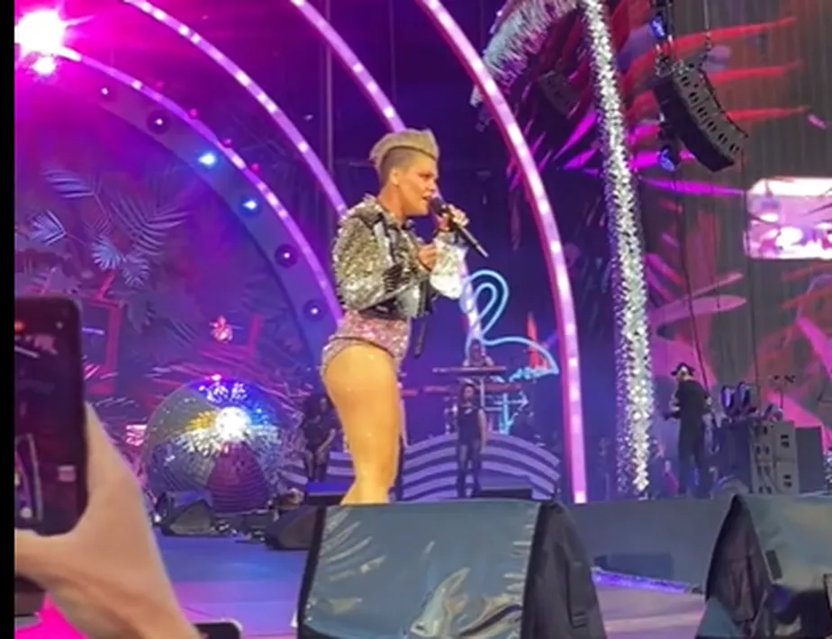 Cantora em estado de choque | Foto: Reprodução/Instagram