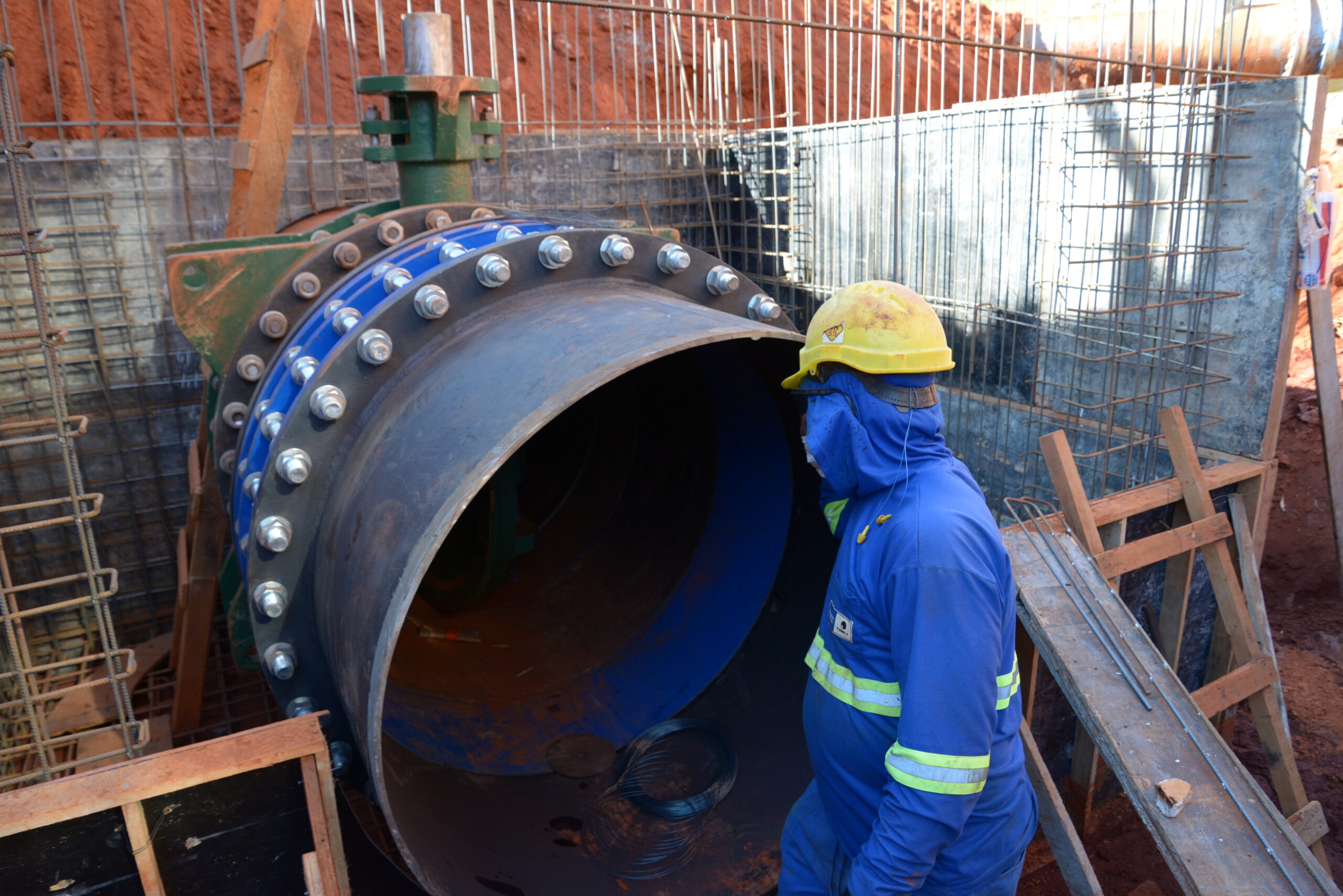 A interligação da Adutora de Água faz parte do complexo de obras do 1º trecho do Linhão Gyn-Apa com investimentos de R$ 48 milhões | Foto: Saneago