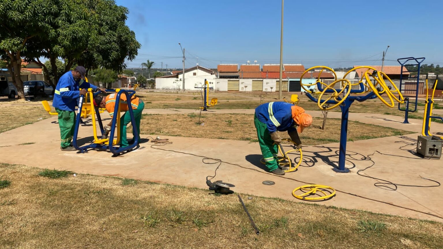 Por conta da quantidade elevada de espaços públicos, a manutenção se torna um desafio para a Comurg | Foto: Luciano Magalhães/Comurg