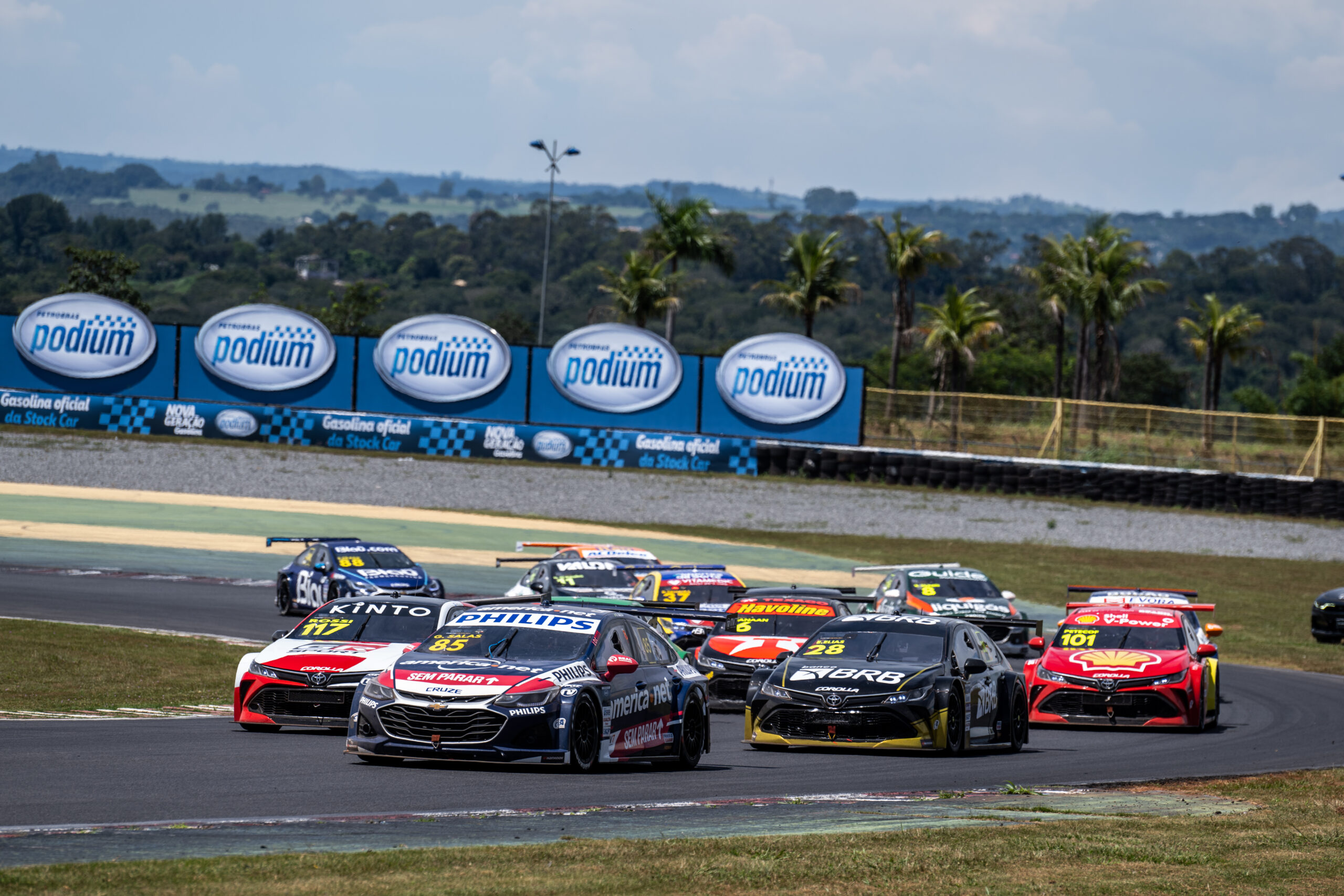 Pilotos da Stock Car realizarão ação social em Goiânia | Foto: Duda Bairros/Vicar