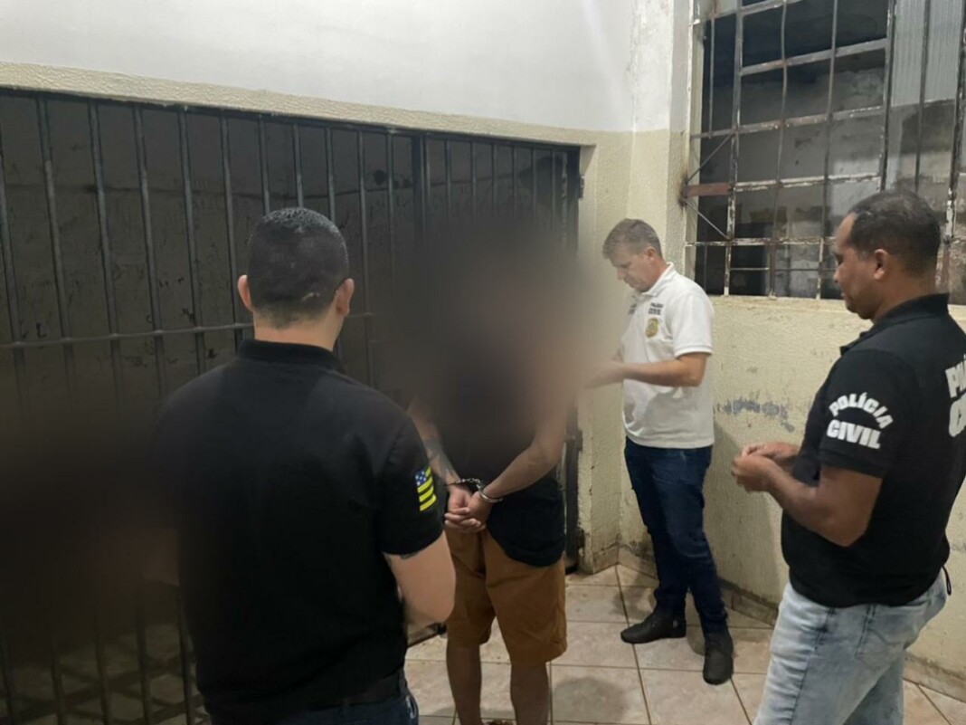 Embriagado, o suspeito teria ainda estuprado a própria enteada de 13 anos e fugido com a chave da moto da mãe da vítima | Foto: PCGO