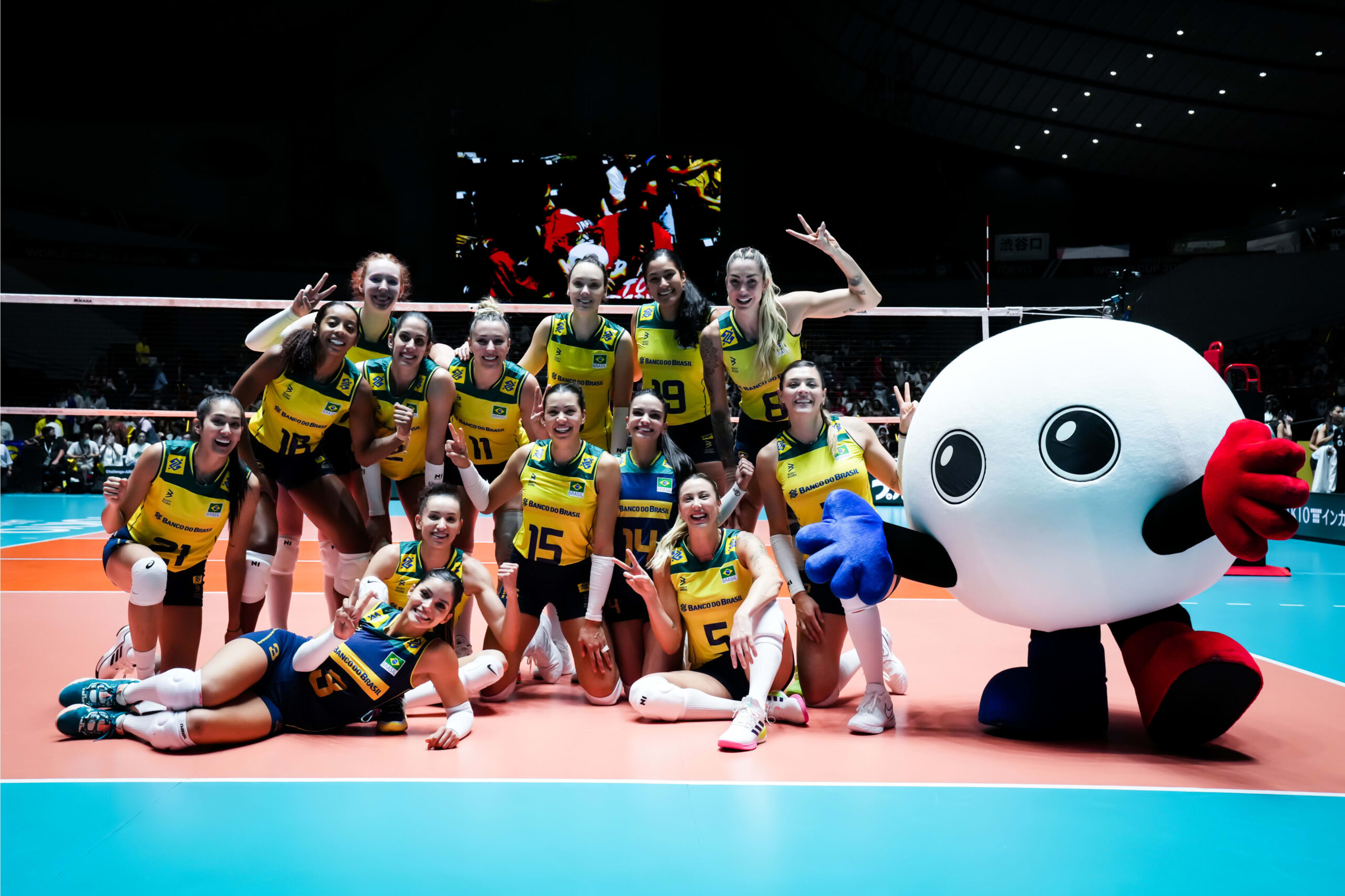O Brasil tenta a terceira vitória na competição às 4h diante da Bulgária (Foto: Divulgação FIVB)