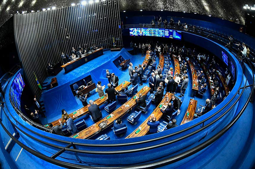 Reforma tributária recebeu 718 emendas no Senado; 41 de goianos