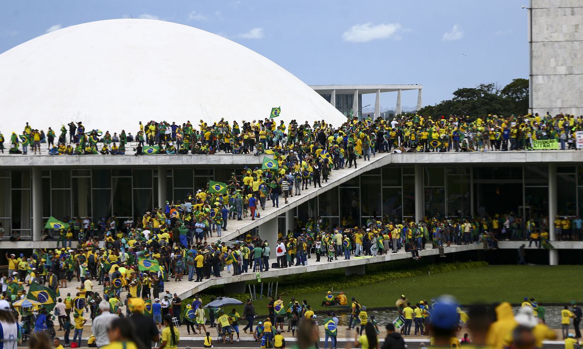 Dos mais de 2 mil presos pelo 8 de janeiro, 66 ainda estão presos