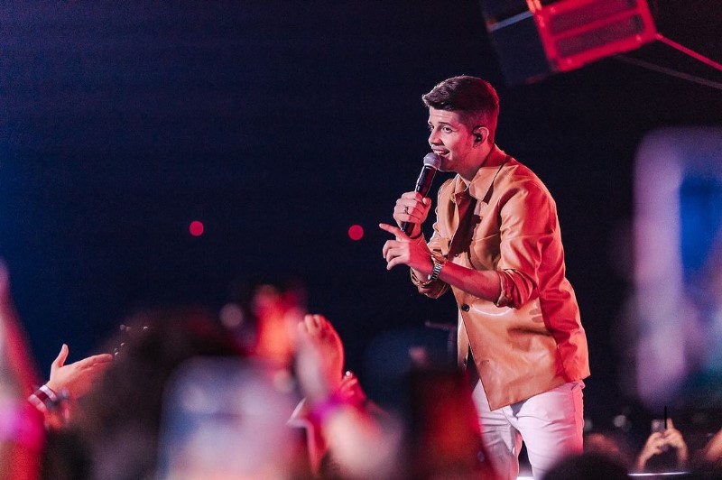 Quem também fez dessa noite um momento para se guardar na memória foi o cantor Gabriel Gava que afirmou que cantar nos palcos goianos tem um gostinho especial | Foto: Divulgação