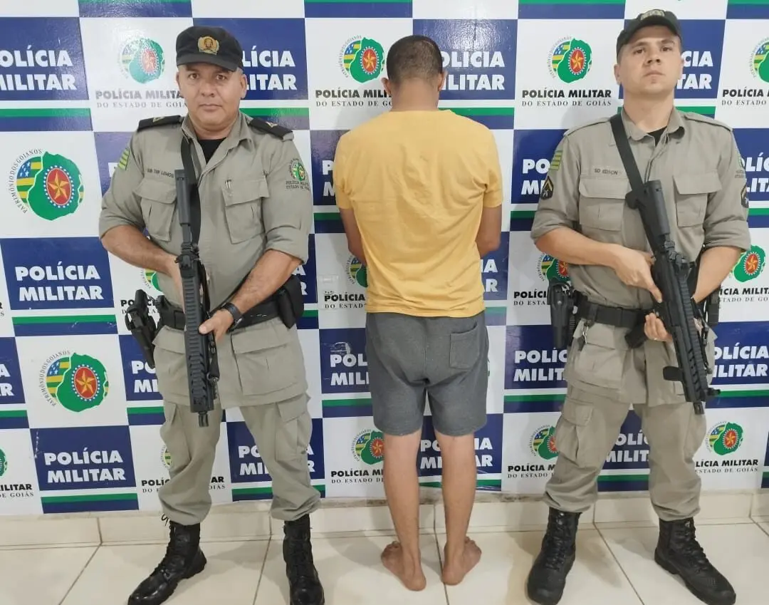 Após uma negociação com os policiais, vítimas foram soltas | Foto: PMGO