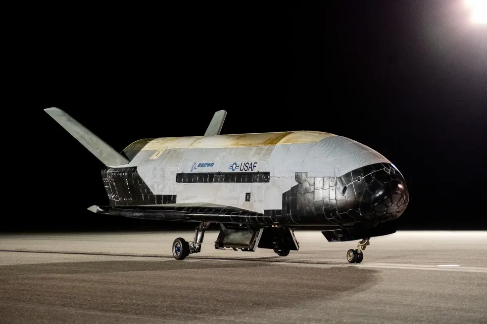 Os Estados Unidos não compartilham muitos detalhes do X-37B, por isso ele é conhecido como um "ultrassecreto" | Foto: Reprodução
