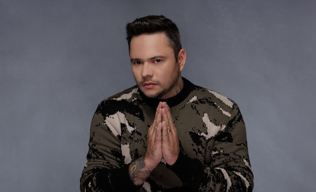 Neste sábado (27), o cantor fará um show na Moon Club. | Foto: Divulgação