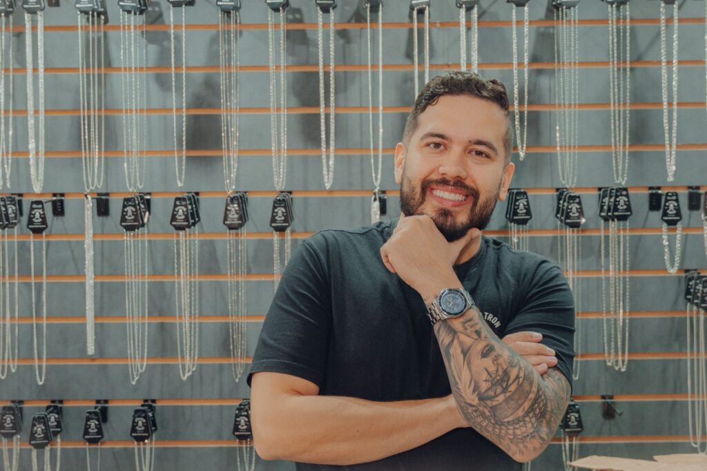 Um início de luta ao sucesso: Conheça a joalheria EL PATRON