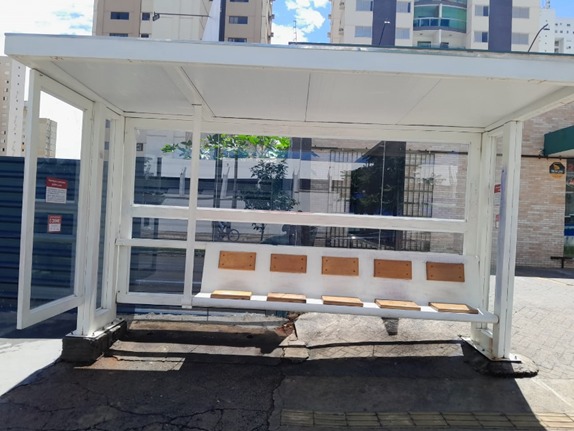 Projeto prevê a substituição de todos os 865 abrigos de concreto da rede de transporte coletivo da Região Metropolitana por estrutura metálica até 2026. | Foto: Divulgação