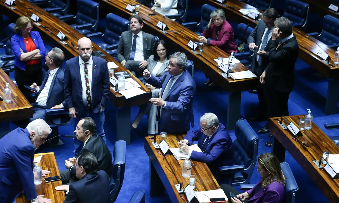 Atualmente, a Lei nº 11.343, de 2006, conhecida como Lei das Drogas, estabelece que é crime vender, transportar ou fornecer drogas | Foto: Lula Marques/ABr