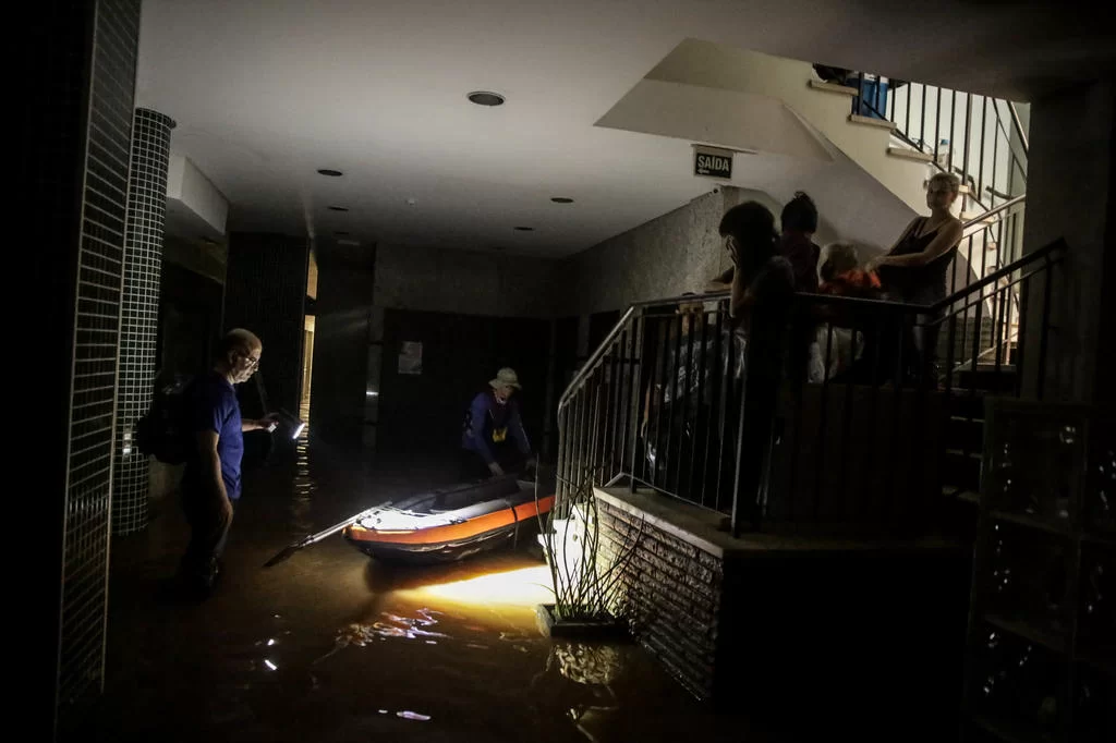 4961618 f6d5b4320efabf5