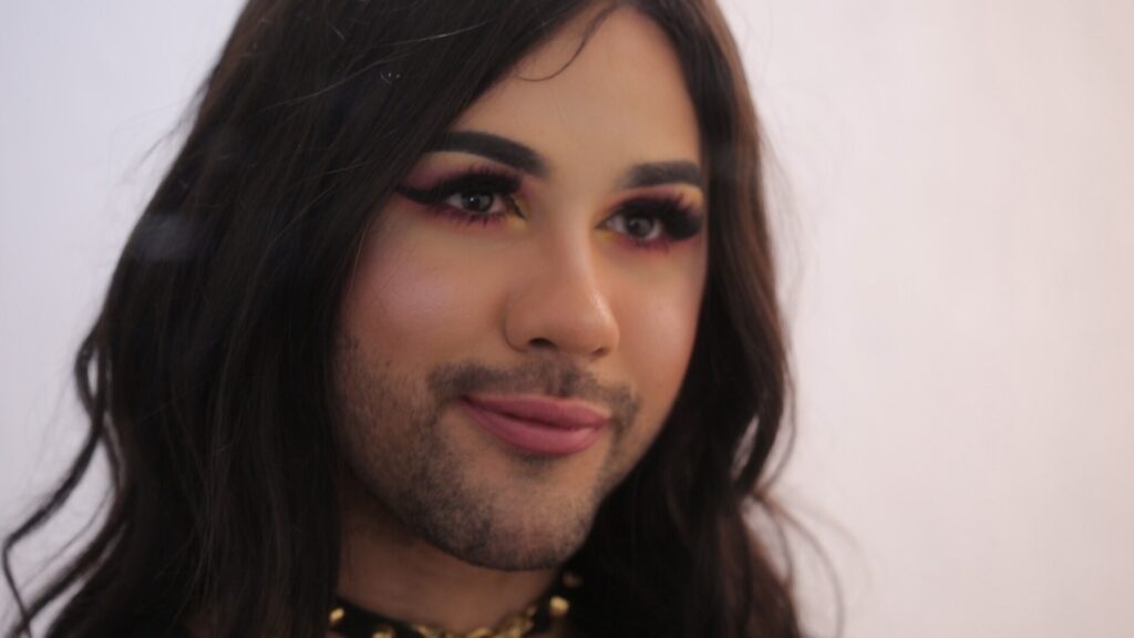 Carlinhos Maia detona Samira Close no Instagram e questiona número de visualizações da Drag Queen