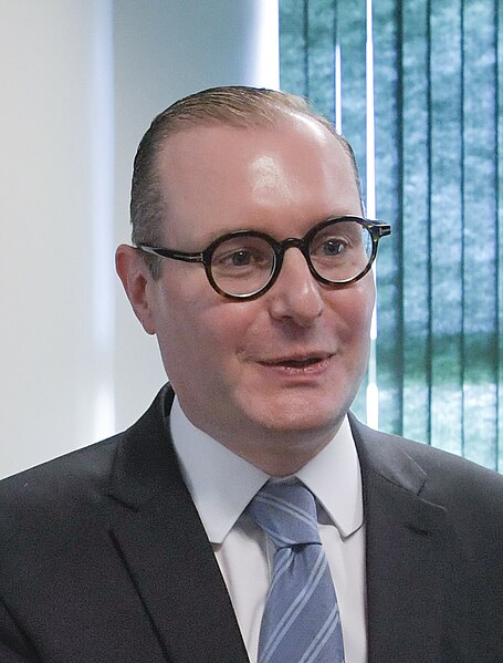 Ministro do STF suspende julgamento sobre revista íntima em presídios