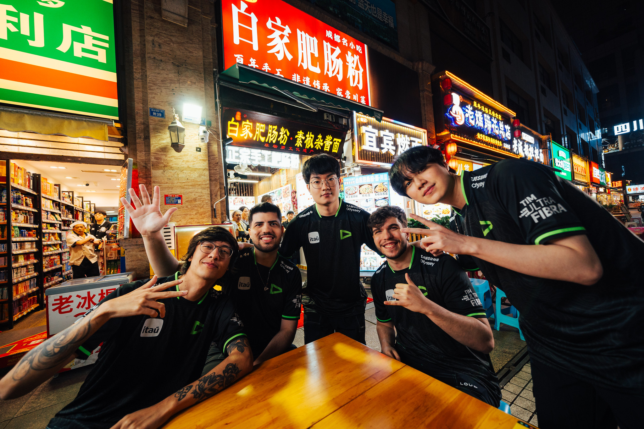 Equipe brasileira surpreende a todos com jogo equilibrado contra TES | FOTO: CBLOL