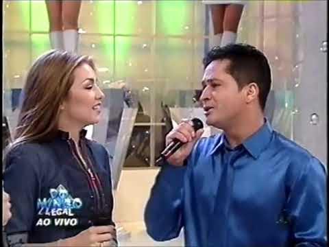 Leonardo e Thalía no Domingo Legal com Gugu. (Foto: Divulgação Domingo Legal)