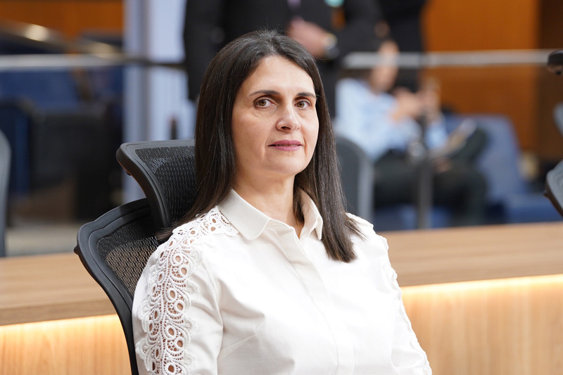 Deputada apresenta projeto de atendimento a grávidas com câncer