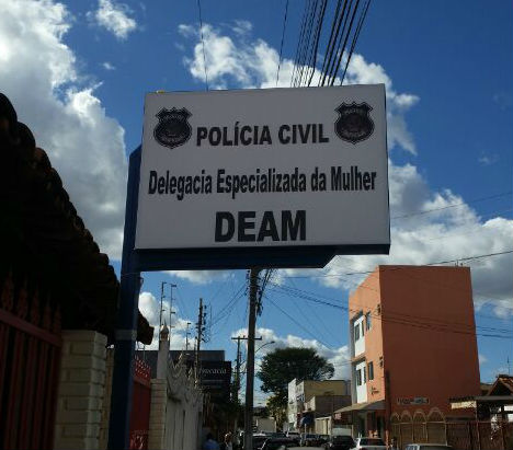 Delegado propõe psicólogos dentro das delegacias de Goiás|Delegado propõe psicólogos dentro das delegacias de Goiás