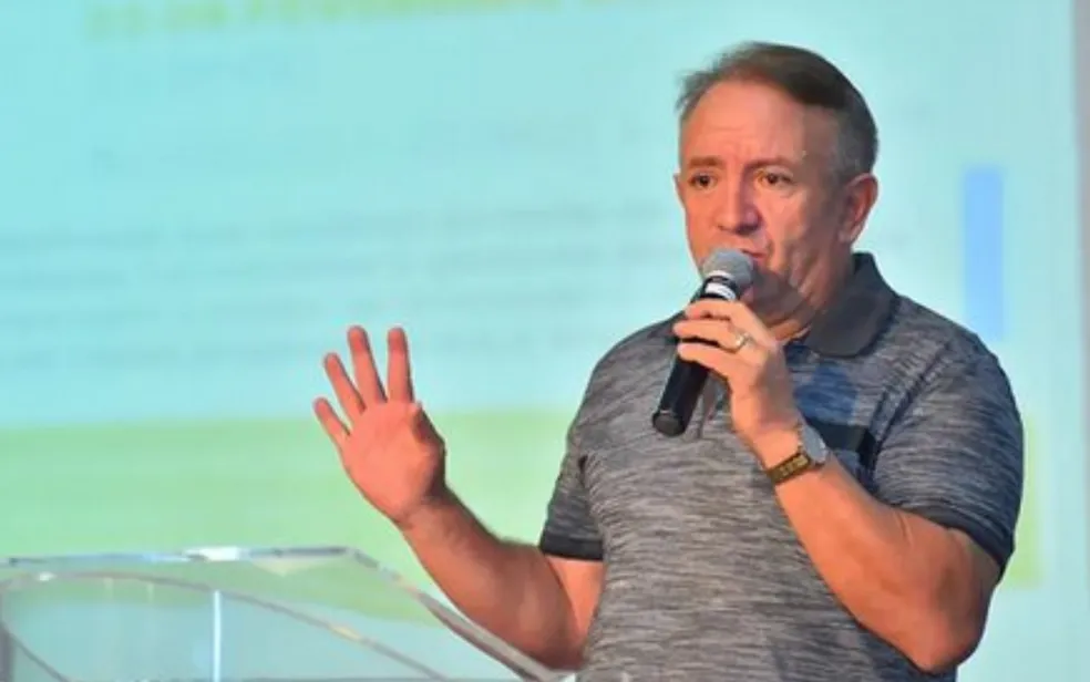 Prefeito Vilmar conversa com o prefeito de Porto Alegre e presta solidariedade ao povo do RS