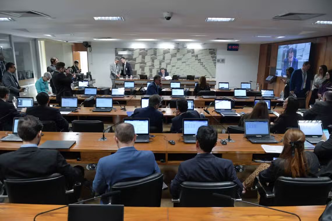 As Letras são títulos emitidos por bancos para a captação de recursos para áreas específicas | Foto: Saulo Cruz/Agência Senado