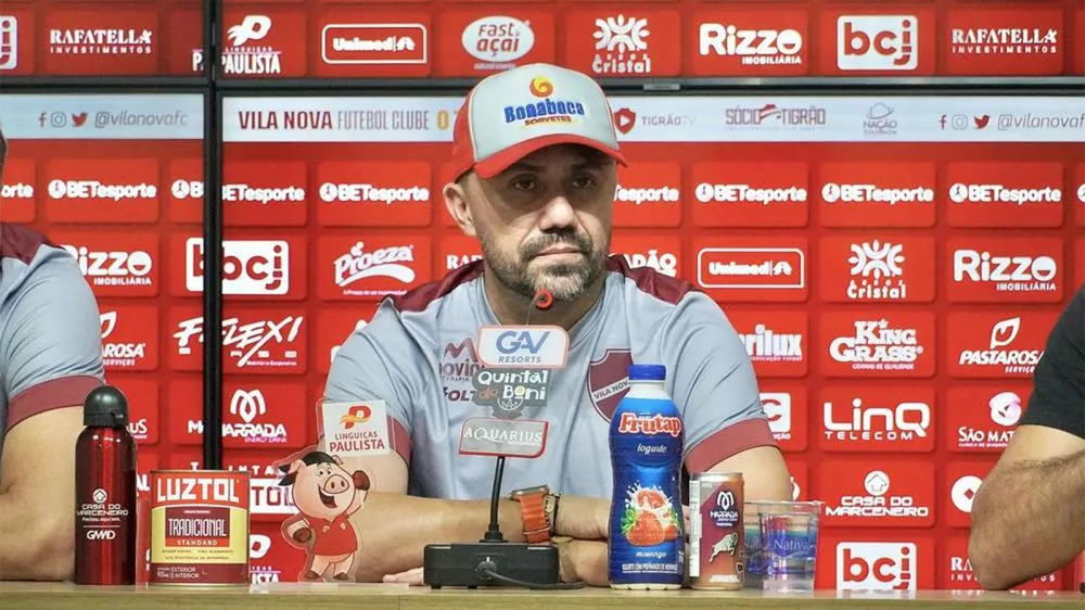 Com a vitória, o Tigrão entrou no G4 provisoriamente. Para se manter no acesso à equipe colorada deve contar o tropeço de Santos e Sport | Foto: Divulgação / Vila Nova