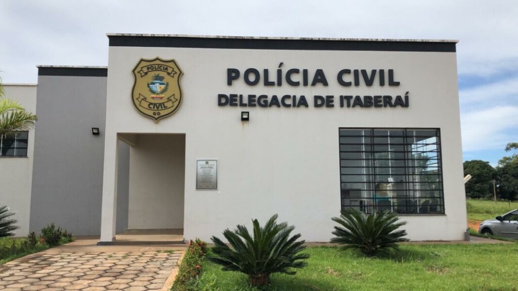 Proprietário quebra porta e sequestra moto de inquilino inadimplente em Itaberaí